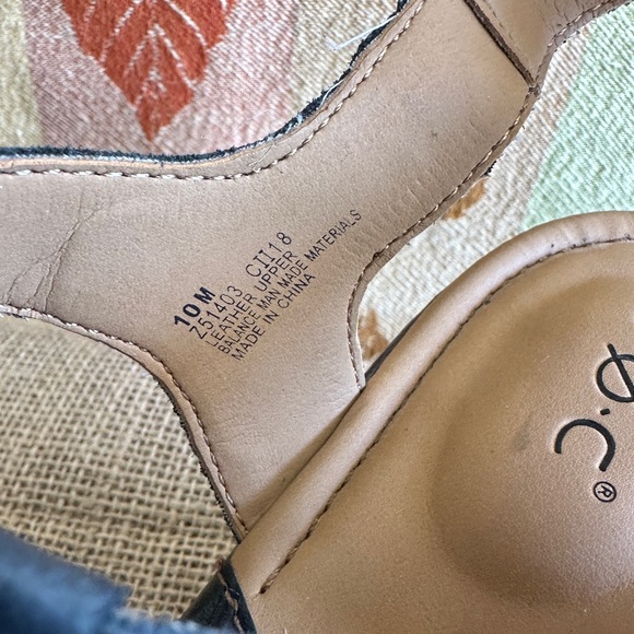 B.O.C. Lizzie Wedge Sandals 10 - Picture 3 of 7